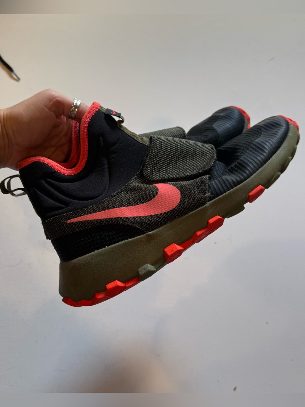 Nike Kids Black and Olive Green Sneakers with Red Accents - Picture 1 of 7